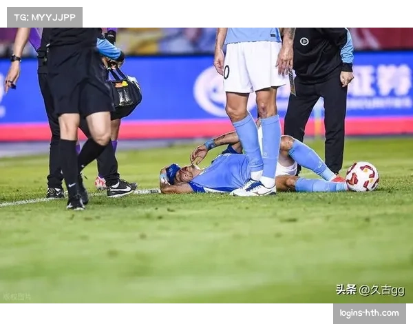 门德斯三次判点引发热议 球迷纷纷盛赞主裁判执法果断精准